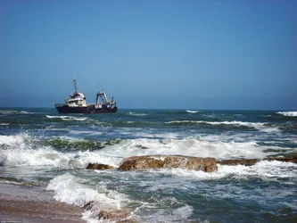 stranded-ship-between-walvis-bay-and-swakopmund_253990820_o.jpg