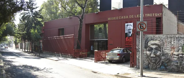 trotskis-house_2777644462_o.jpg