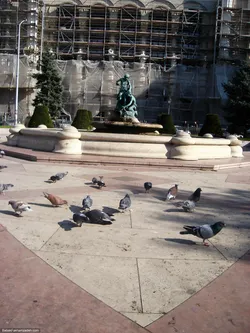 fountain-with-doves_340762520_o.jpg