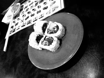 california-roll_205662339_o.jpg