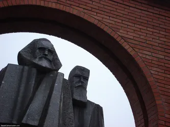 marx-and-engels_341401610_o.jpg