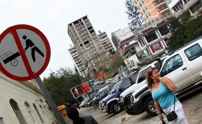 on-the-streets-of-maputo_1414174668_o.jpg
