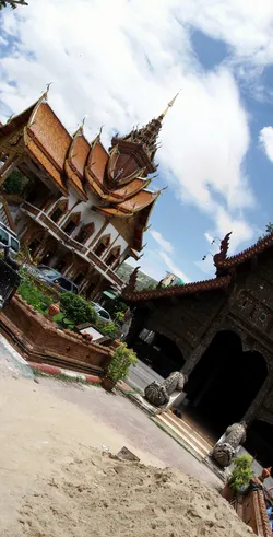 wat-bupparam_561292015_o.jpg