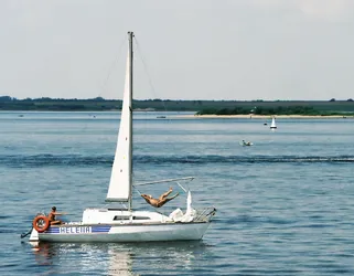 sailing-close-to-nizhni-novgorod_164176724_o.jpg