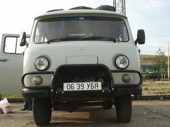 uaz-in-all-its-glory_2288327912_o.jpg