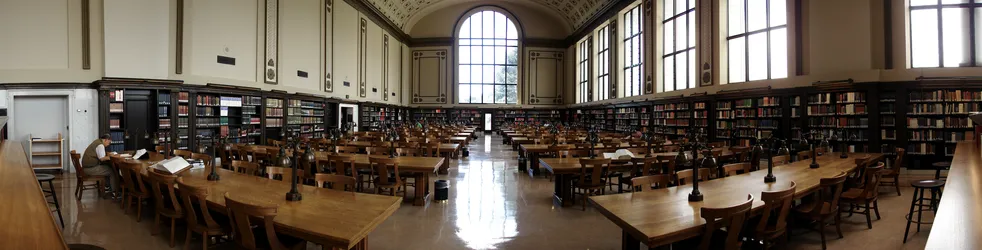 inside-the-berkeley-university-library_2791539961_o.jpg