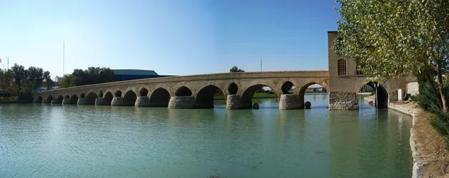shahrestan-bridge_322457511_o.jpg