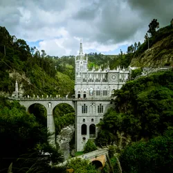 iglesia-de-las-lajas_16650485409_o.jpg