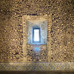 the-chapel-of-bones_52281312613_o.jpg