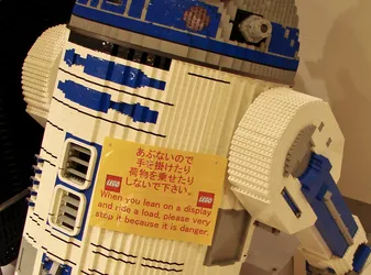 r2d2_2828894672_o.jpg