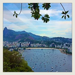 looking-down-on-rio_13880957033_o.jpg