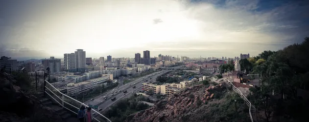 urumqi-skyline_8862384131_o.jpg