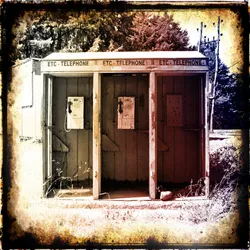phone-booths_8373367674_o.jpg