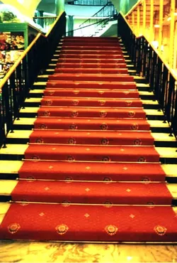hotel-stairs_224505592_o.jpg
