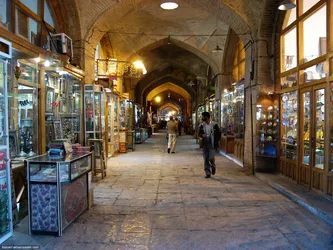 esfahan-bazaar_322351314_o.jpg