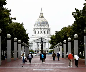 san-francisco-city-hall_2782626277_o.jpg