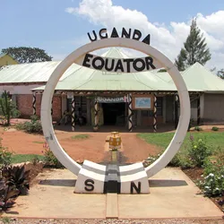 the-equator-in-uganda_5582314925_o.jpg