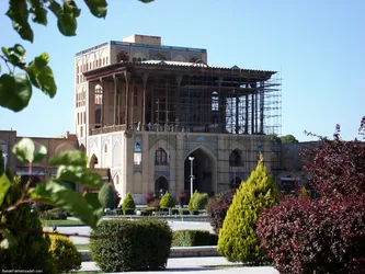 ali-qapu-palace_322373308_o.jpg