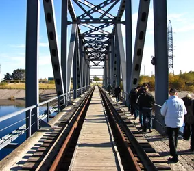 the-never-used-bridge_4034726930_o.jpg