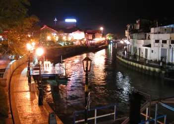 melaka-at-night_3778190434_o.jpg