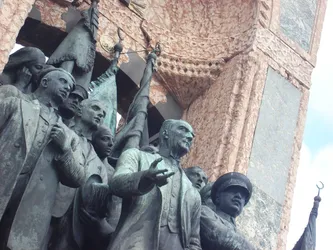 ataturk-and-friends_277338026_o.jpg