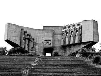 the-varna-liberation-monument_2638838968_o.jpg