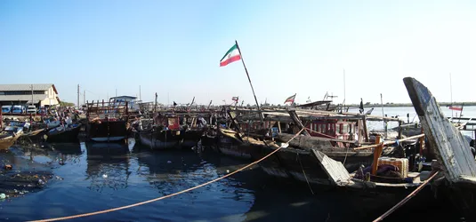 boats-waiting-on-the-shatt-al-arab-on-the-iranian-side_326108167_o.jpg