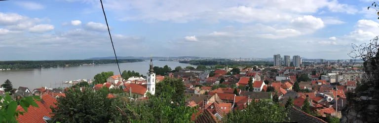 looking-over-belgrade-from-zemun_4878030765_o.jpg
