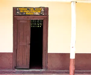 through-this-door-dr-david-livingstone-passed_4419012683_o.jpg