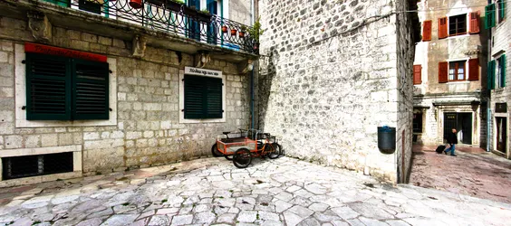 a-lone-bike-on-the-streets-of-kotor-montenegro_6790603354_o.jpg