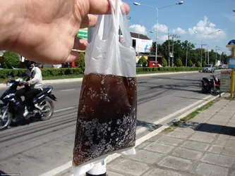 a-bag-of-coke_622969269_o.jpg