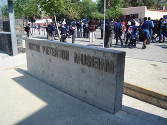 hector-pieterson-museum_237705088_o.jpg