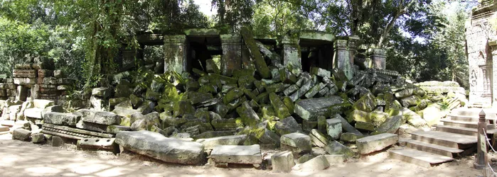 in-ruins_2974190719_o.jpg