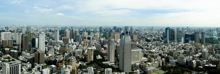tokyo-skyline_2831735125_o.jpg
