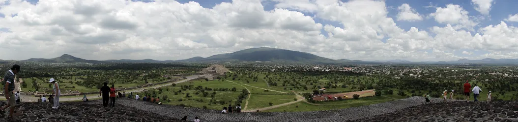 temple-of-the-moon-in-teotihuacan_2773299177_o.jpg