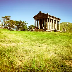 garni-temple_7439692538_o.jpg