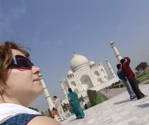 betsy-at-the-taj-mahal_2852512331_o.jpg