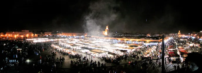 marrakechs-jemma-el-fna-by-night_5377126955_o.jpg