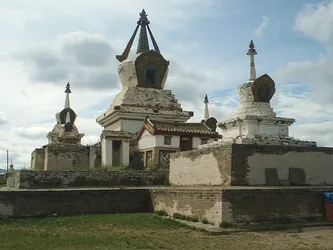 erdene-zuu_2287544833_o.jpg