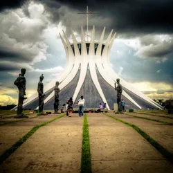 brasilias-cathedral_13677683705_o.jpg