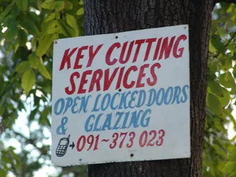 key-cutting-services_172583571_o.jpg