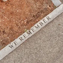 we-remember_52180469225_o.jpg